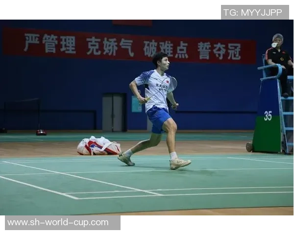 重庆羽毛球队节奏争议引发热议球迷与专家观点交锋激烈 重庆羽毛球队节奏争议引发热议球迷与专家观点交锋激烈